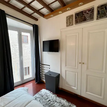 Babuino Imperial House *