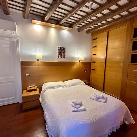 Feriehus Babuino Luxury - Piazza Di Spagna